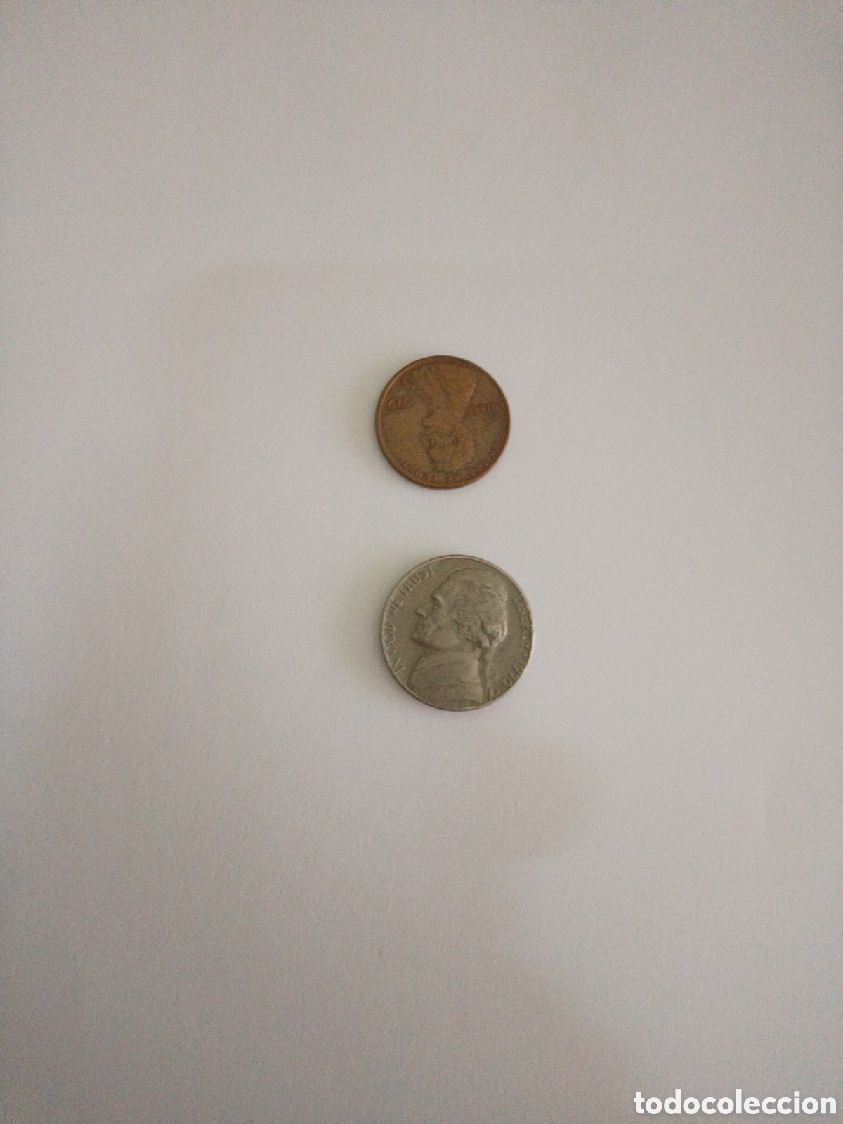 Monedas antiguas de Am&eacute;rica: 2 monedas de USA una de 1 Centavo usa y la otra de 5 centavos USA