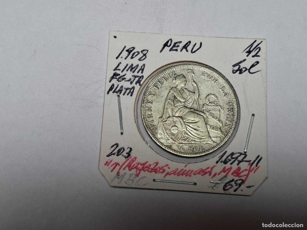 Monedas antiguas de Am&eacute;rica: 1/2 SOL de PLATA de 19808 LIMA FG-JR KM 203 PERU en MBC
