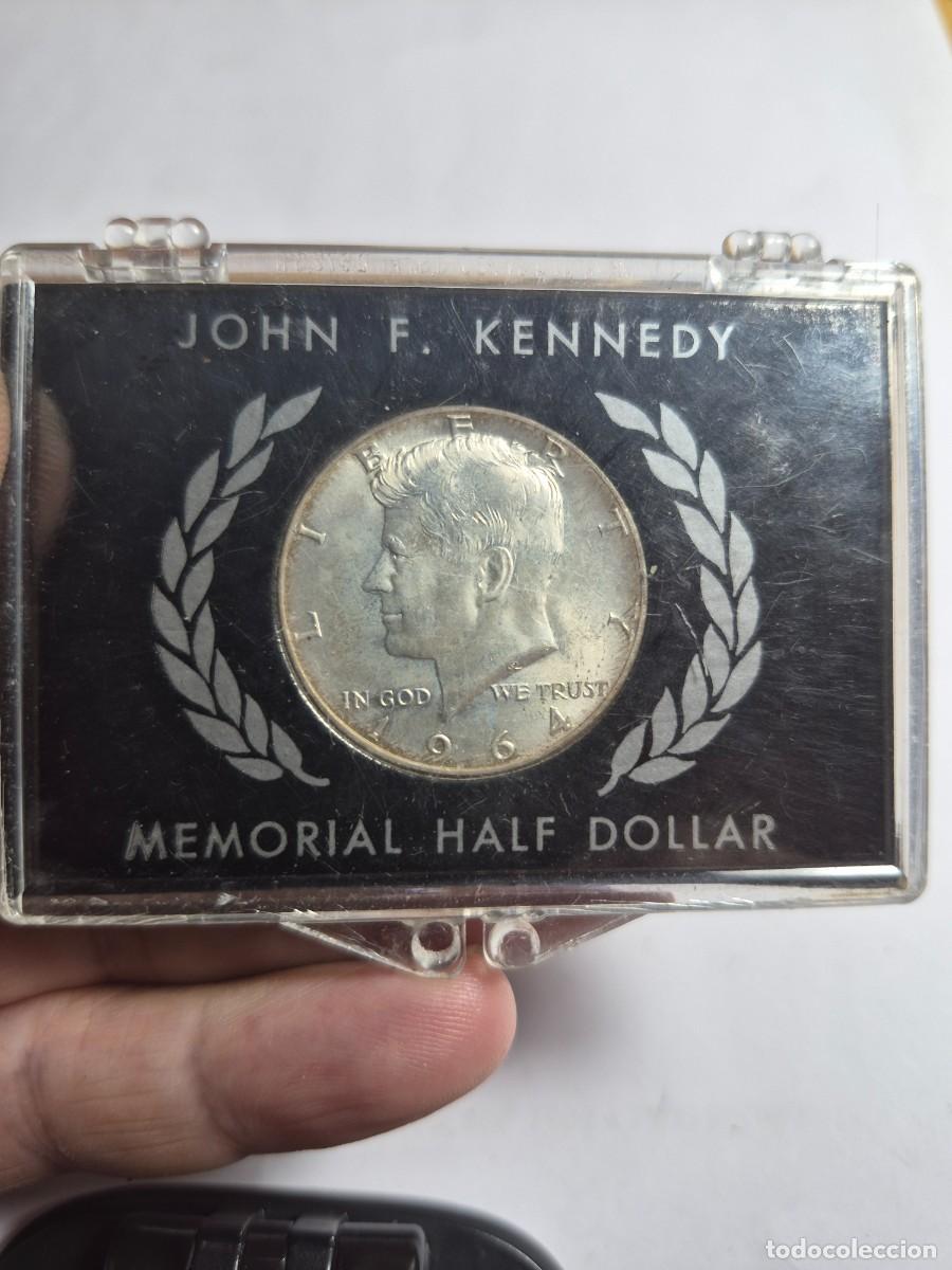 Monedas antiguas de Am&eacute;rica: NT/ ESTADOS UNIDOS 1/2 DOLAR 1964 PLATA EN ESTUCHE CONMEMORATIVO A KENNEDY (M1527)