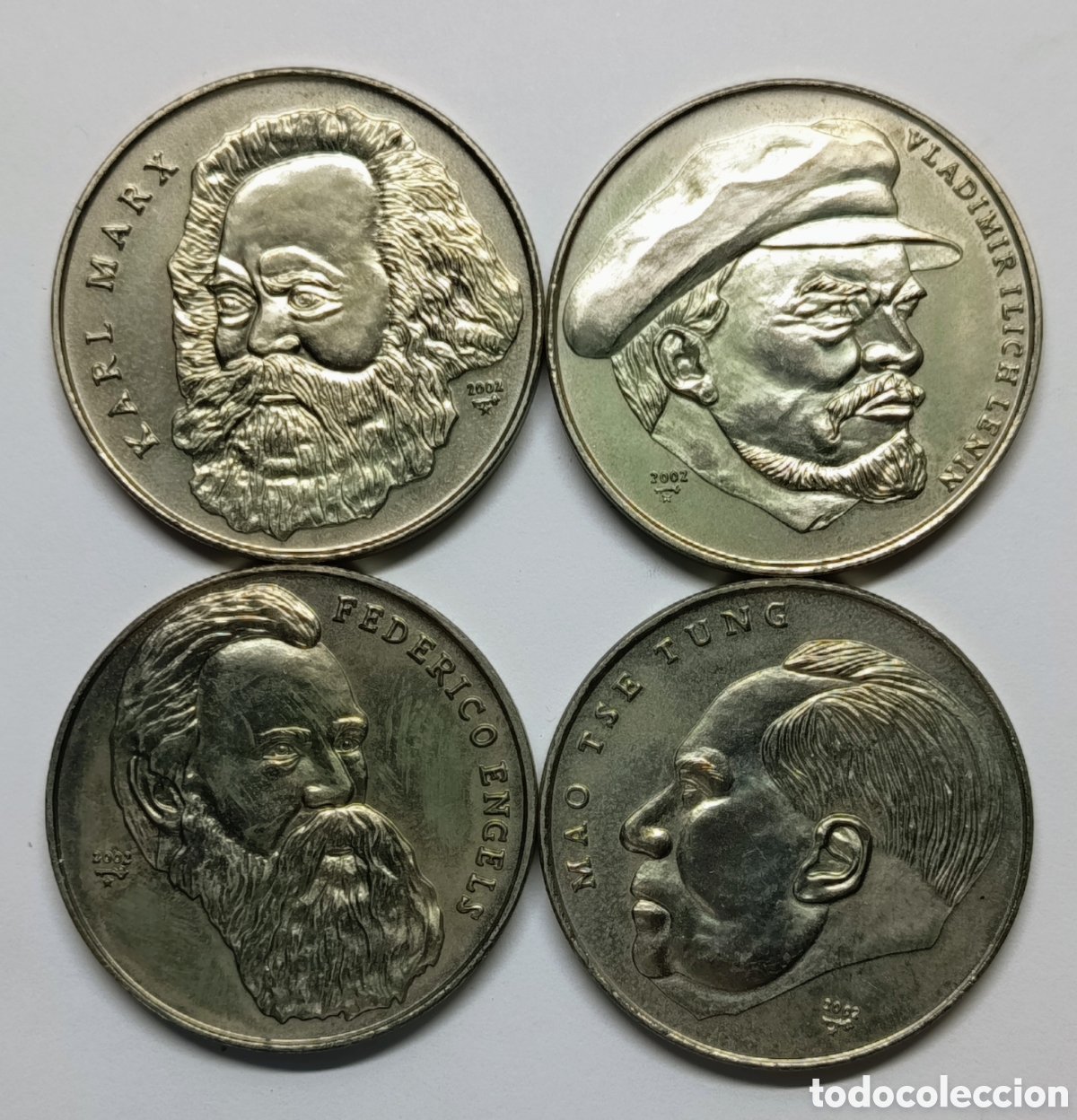 Monedas antiguas de Am&eacute;rica: CUBA. 4 MONEDAS DE UN PESO. 2002. L&Iacute;DERES DEL COMUNISMO. COBRE-N&Iacute;QUEL. 26 Gramos. 38 mil&iacute;metros.