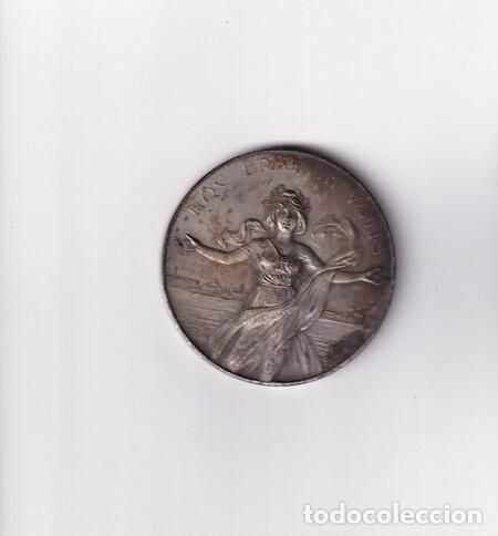 Monedas antiguas de Am&eacute;rica: Medalla con lema 'La Rep&uacute;blica Argentina a sus hu&eacute;spedes Chilenos. Mayo de 1903'. (Peso 52'75 gr.).