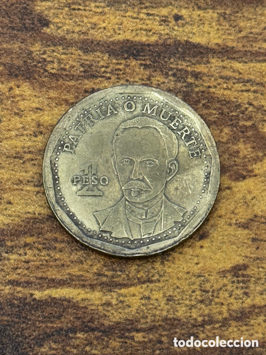 Monedas antiguas de Am&eacute;rica: 1 peso 2002 Cuba. Lat&oacute;n. Circulado