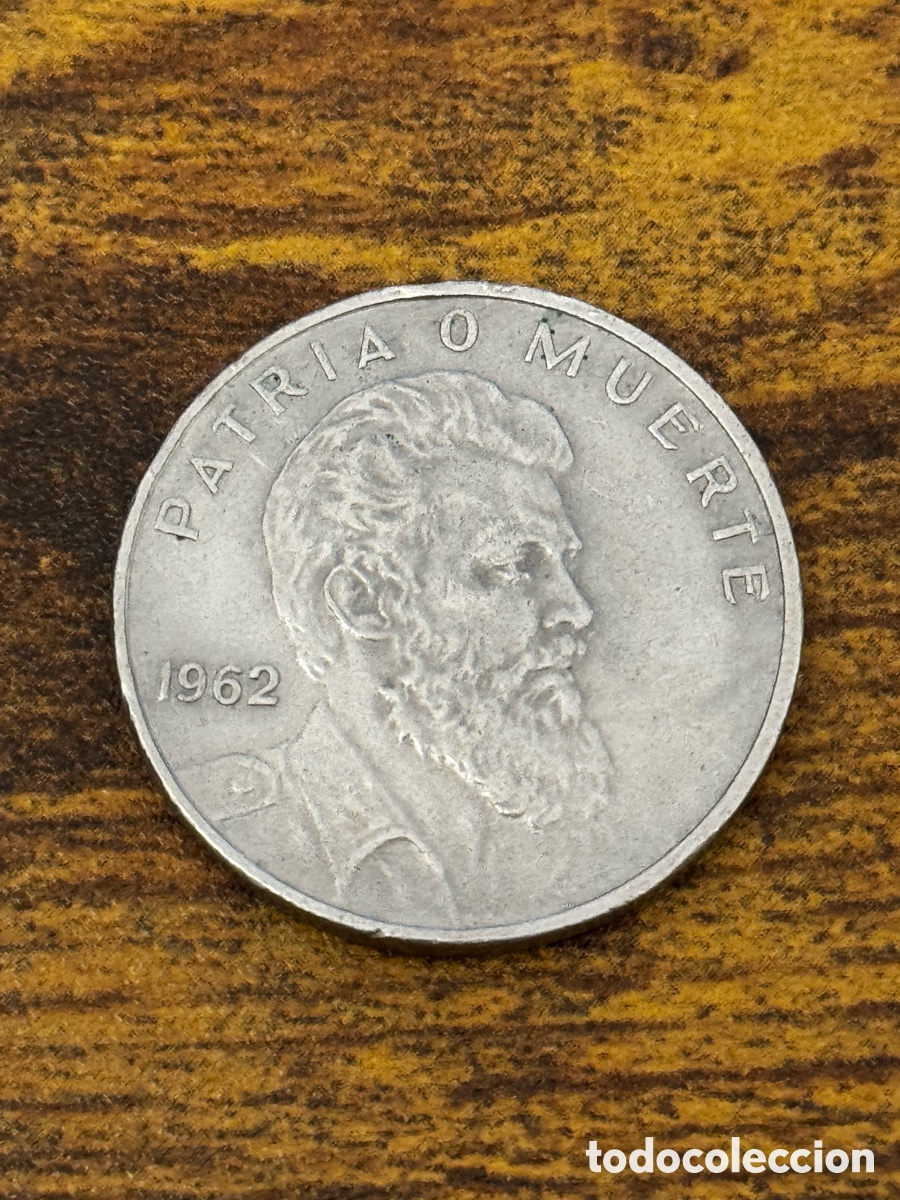 Monedas antiguas de Am&eacute;rica: 40 centavos 1962 Cuba. Cobre Niquel. Efigie de Camilo Cienfuegos. Circulado