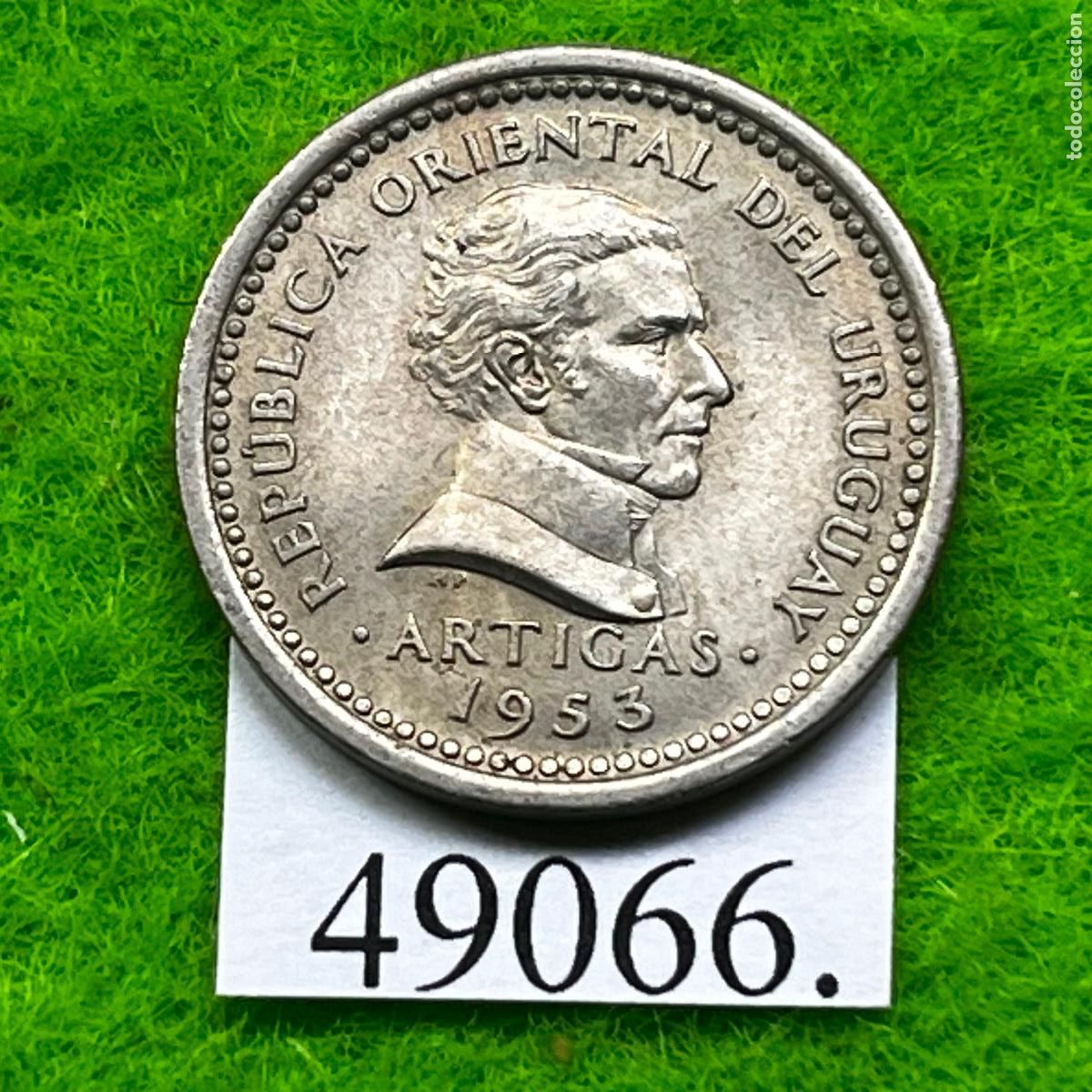 Monedas antiguas de Am&eacute;rica: Uruguay 2 cent&eacute;simos 1953, c&eacute;ntimos - Foto 2
