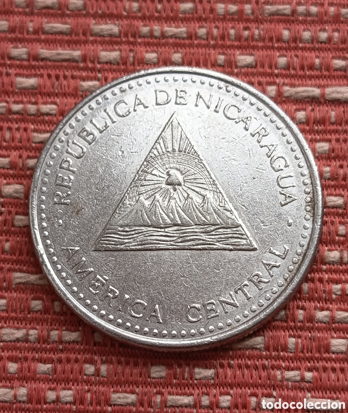 Monedas antiguas de Am&eacute;rica: Nicaragua 1 C&oacute;rdoba 2007