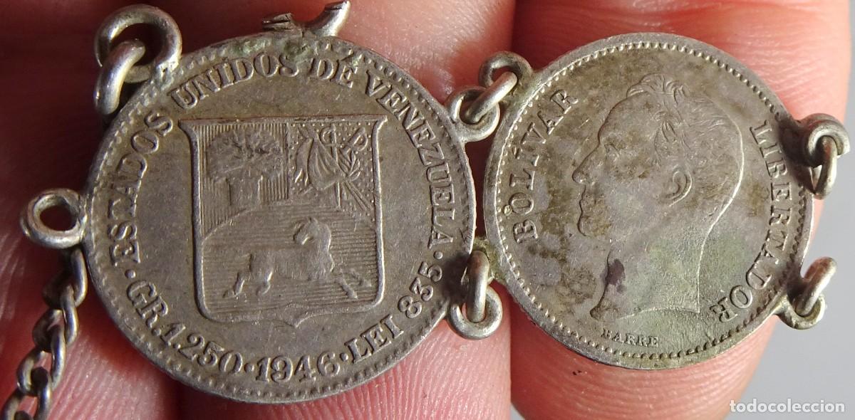 Monedas antiguas de Am&eacute;rica: LOTE DE 2 MONEDAS VENEZUELA 1/2 BOL&Iacute;VAR DE PLATA 1946, VIENEN DE PULSERA O COLGANTE, VER FOTOS