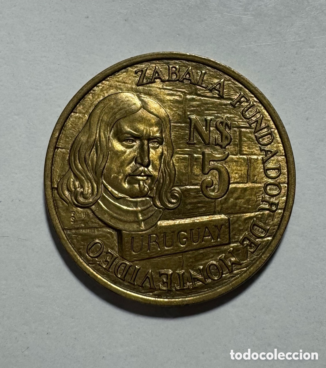 Monedas antiguas de Am&eacute;rica: 5 nuevos pesos Uruguay 1976. Conmemorativa.