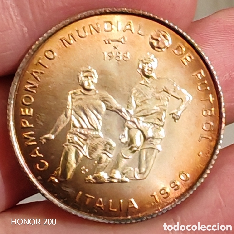 Moedas antigas da Am&eacute;rica: Cuba 5 Pesos 1988. Mundial Futbol Italia 1990. KM. 216. Plata 999. Ml.