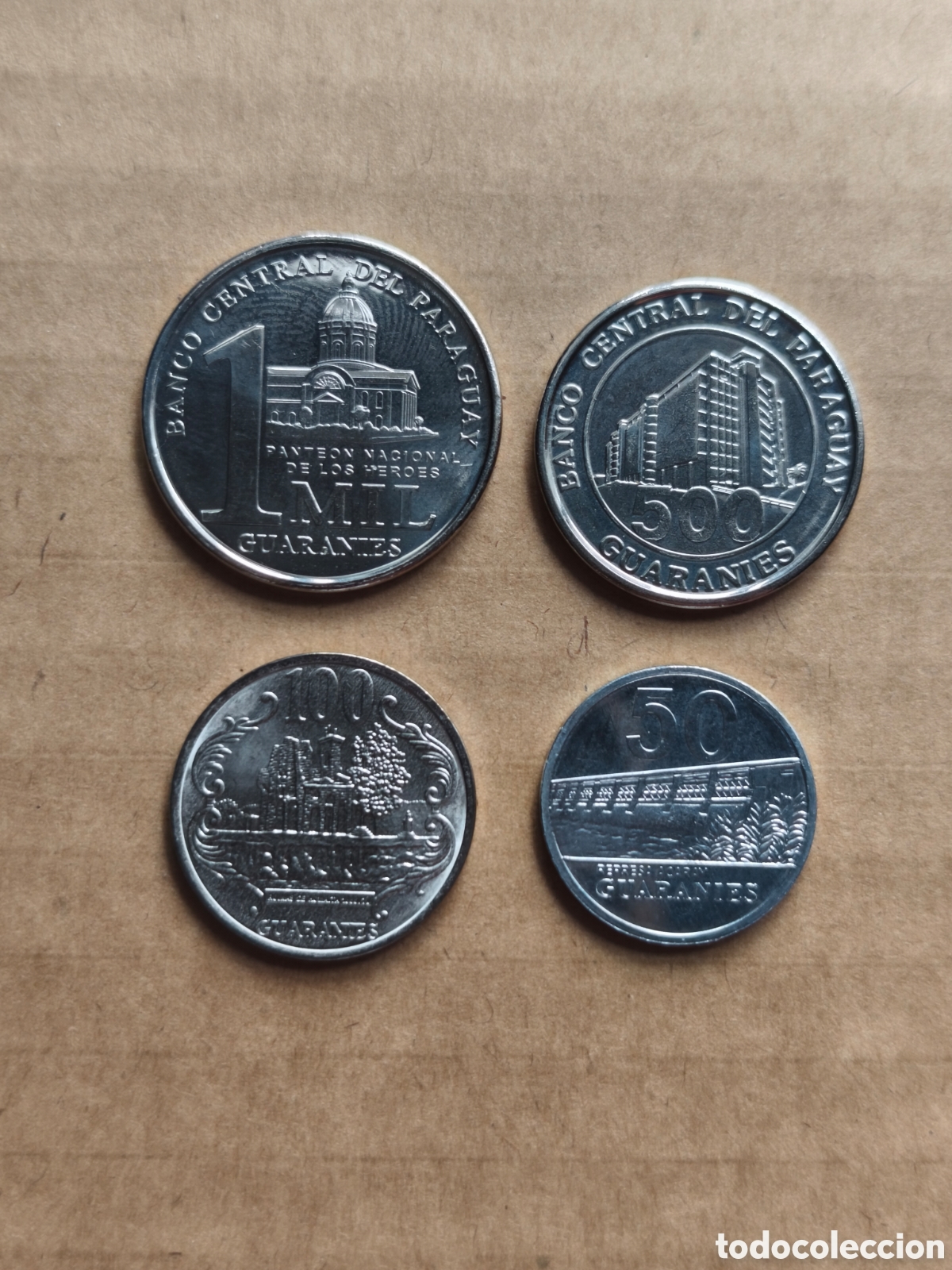 Monedas antiguas de Am&eacute;rica: Lote 4 monedas Paraguay actuales sc