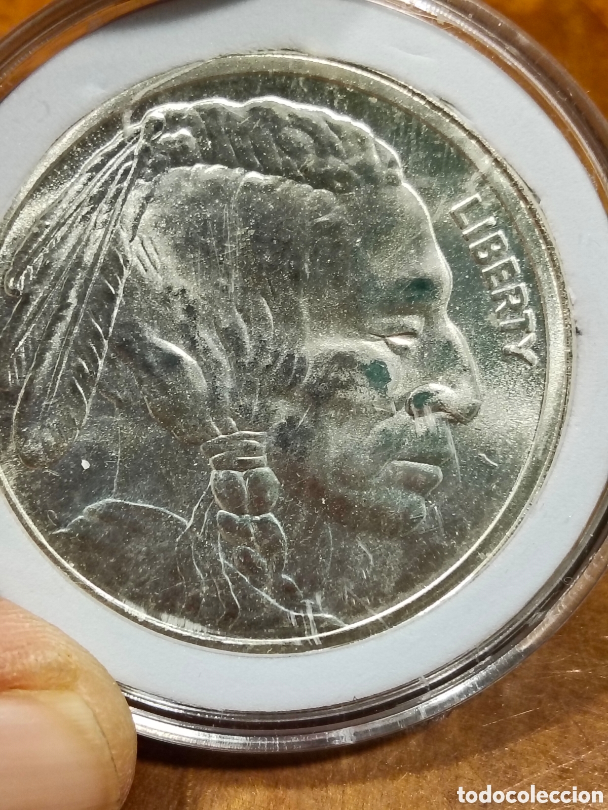 Monedas antiguas de Am&eacute;rica: Medalla o ronda de plata de 1 onza troy con el dise&ntilde;o del ic&oacute;nico Buffalo