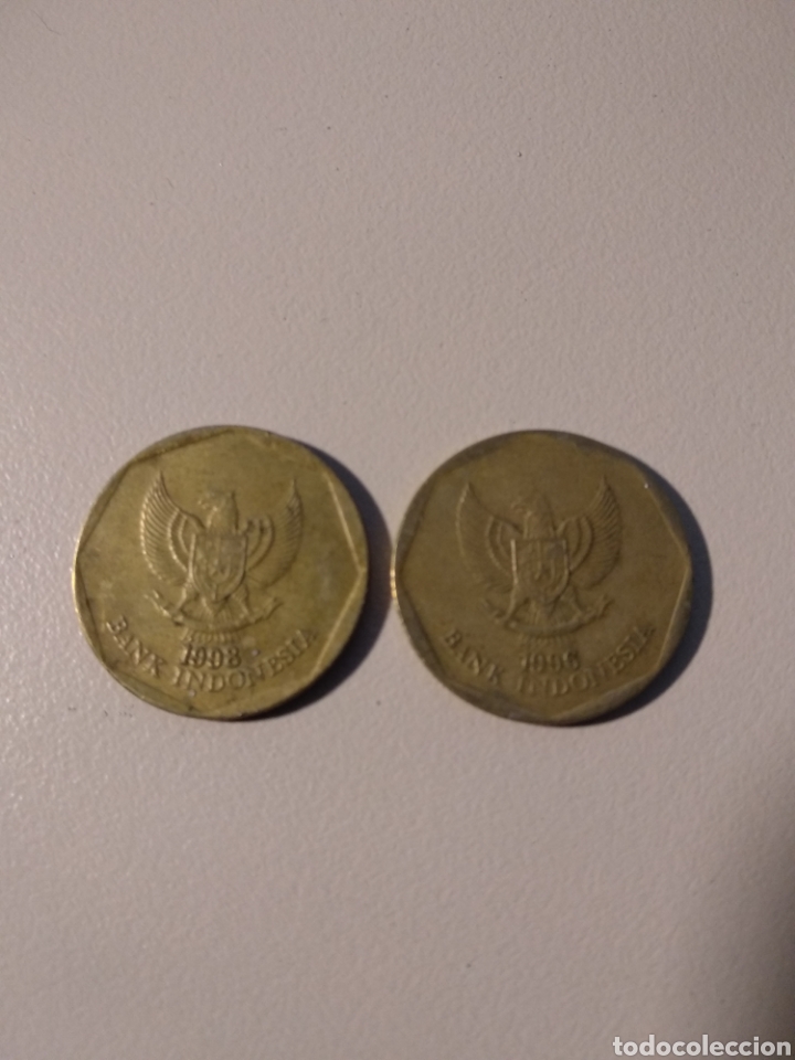 Monedas antiguas de Asia: Monedas de Indonesia de 100 rupias. - Foto 2