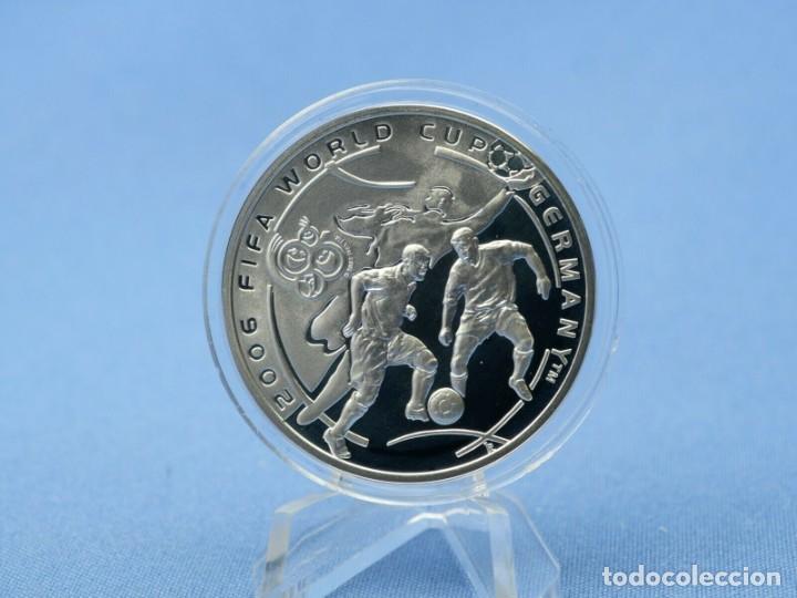 Monedas antiguas de Asia: ARMENIA 100 DRAM 2004 - Foto 1