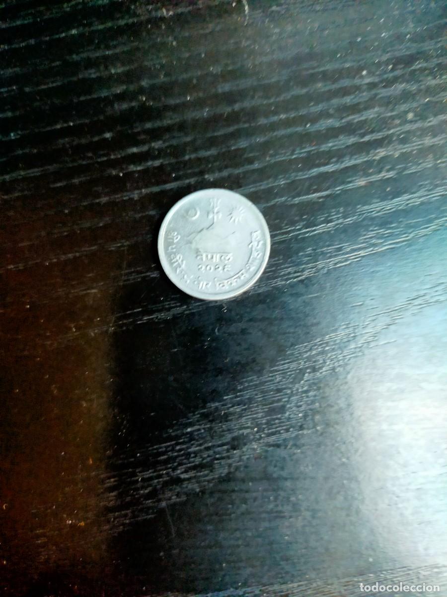 Monedas antiguas de Asia: Dos 2 Paisa Nepal - Foto 2
