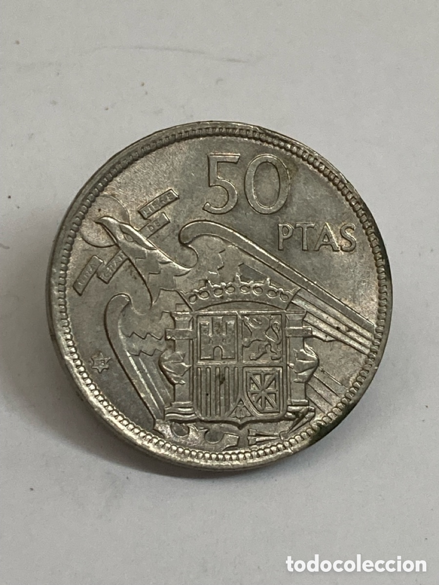 Monedas antiguas de Asia: Moneda de 50 pesetas 1957 - Foto 1