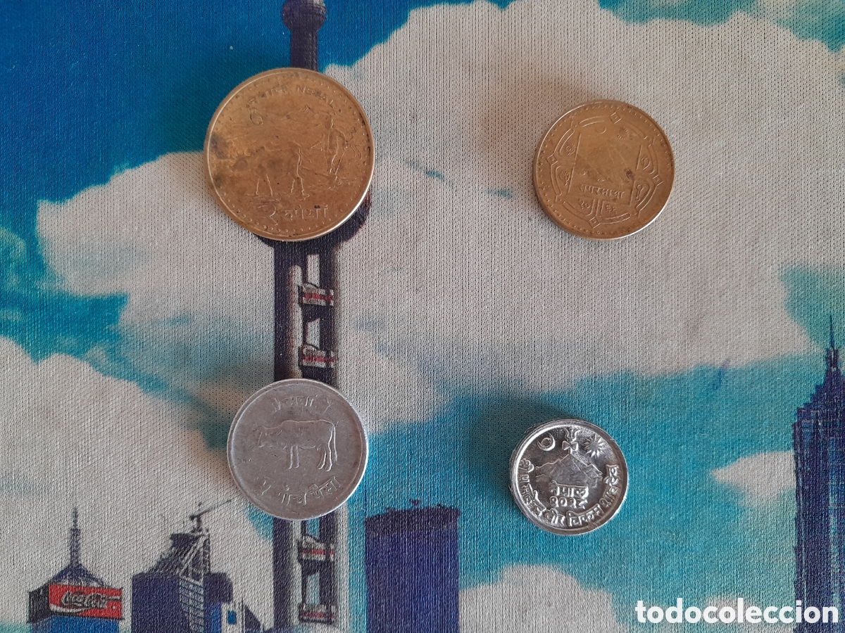 Monedas antiguas de Asia: MONEDAS DE NEPAL + INDIA - Foto 1