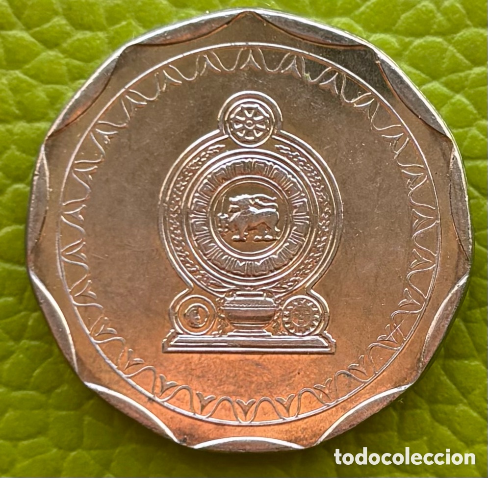 Alte M&uuml;nzen aus Asien: SRI LANKA. 10 RUPIAS. 2013.