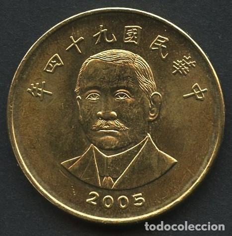 Monedas antiguas de Asia: CHINA, TAIW&Aacute;N, MONEDA BRONCE ALUMINIO, SUN YAT SEN, VALOR: 50 NUEVOS D&Oacute;LARES, 2005