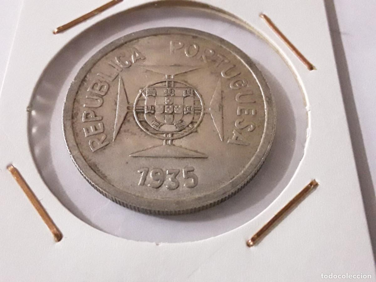 Monnaies anciennes d'Asie: INDIA PORTUGUESA - 1 RUPIA DE PLATA A&Ntilde;O 1935.