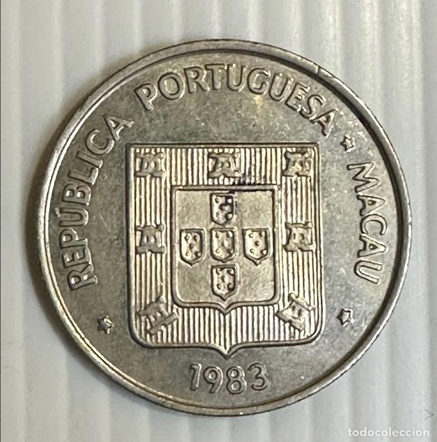 Monedas antiguas de Asia: 5 Patacas 1983 - Macau - Cupro-Nickel KM# 24 A-UNC