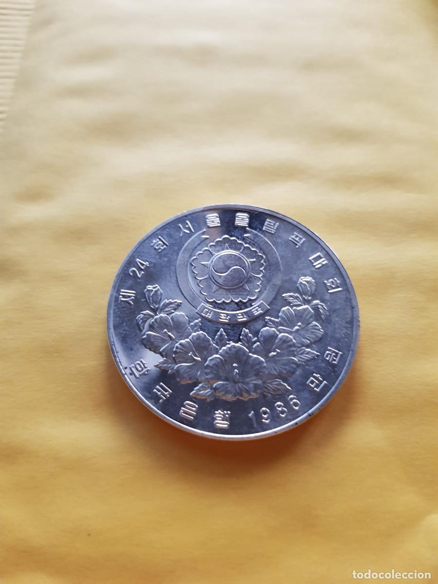 Monedas antiguas de Asia: COREA DEL SUR-10000 WON-1986-PLATA - Foto 2