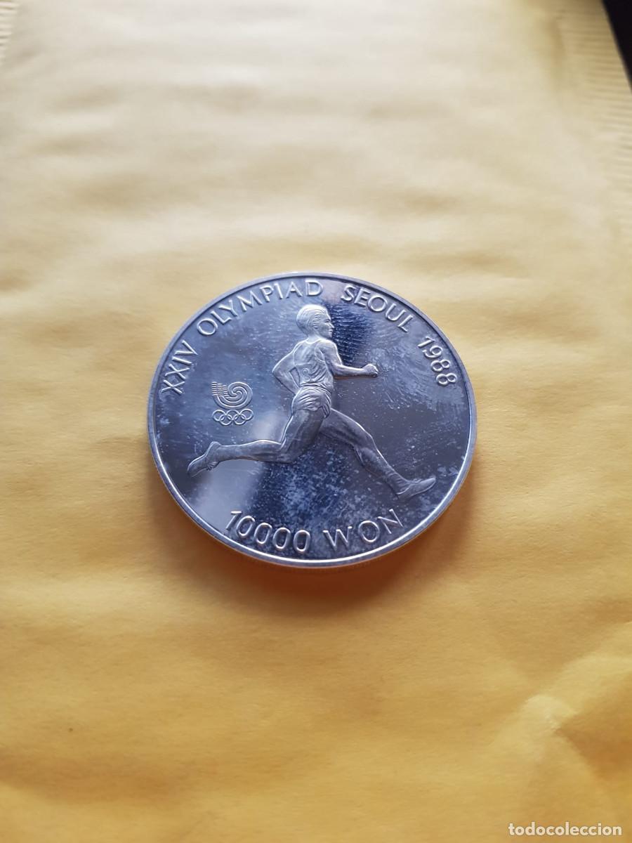 Monedas antiguas de Asia: COREA DEL SUR-10000 WON-1986-PLATA - Foto 1