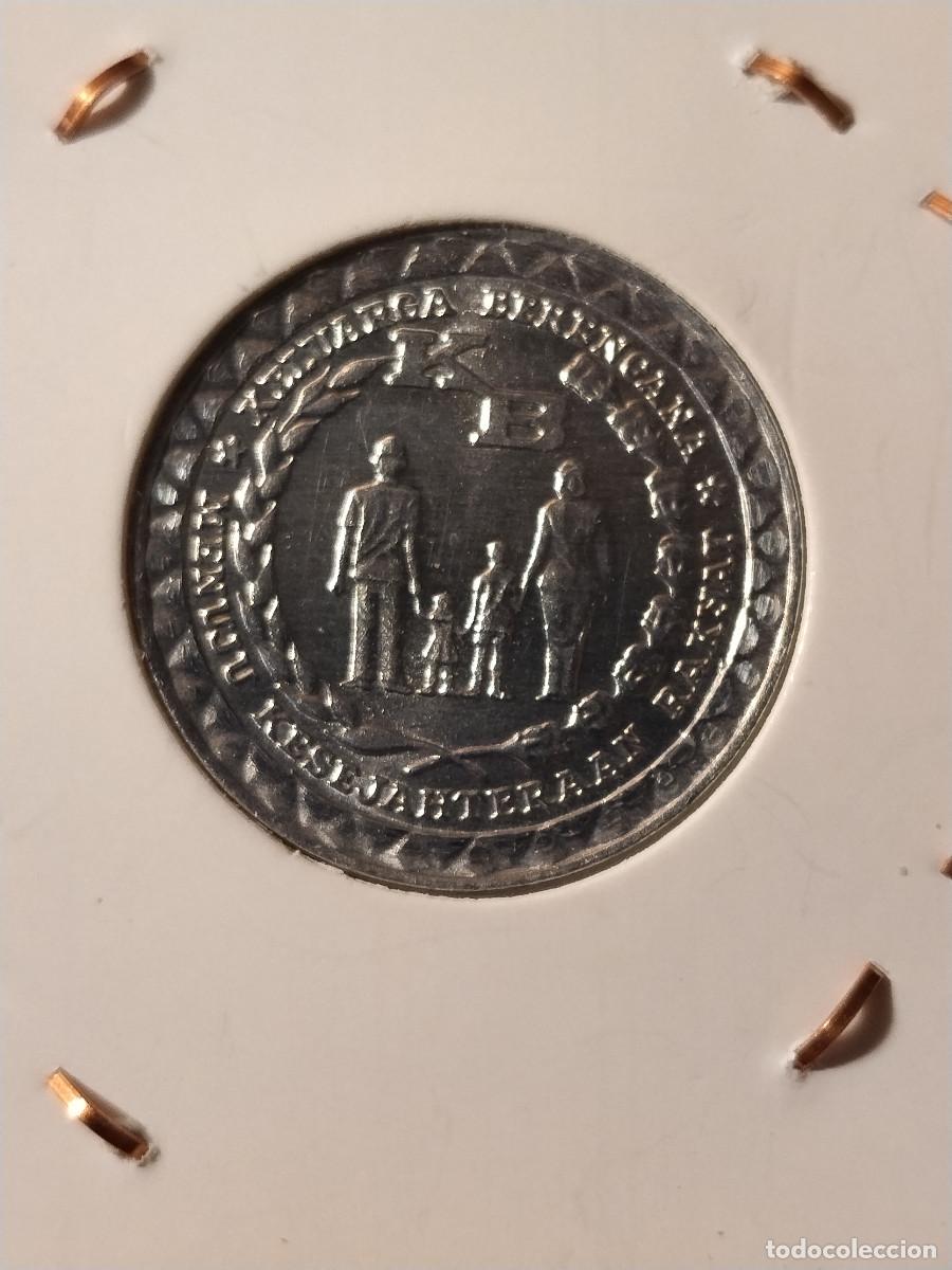 Monedas antiguas de Asia: Indonesia &ndash; 5 Rupiah 1979 &ndash; Bank Indonesia &ndash; Moneda en cartoncillo