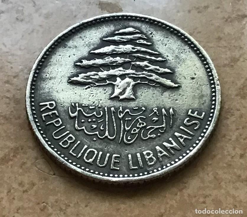 Monedas antiguas de Asia: 25 piastras de L&iacute;bano. A&ntilde;o 1961 - Foto 2