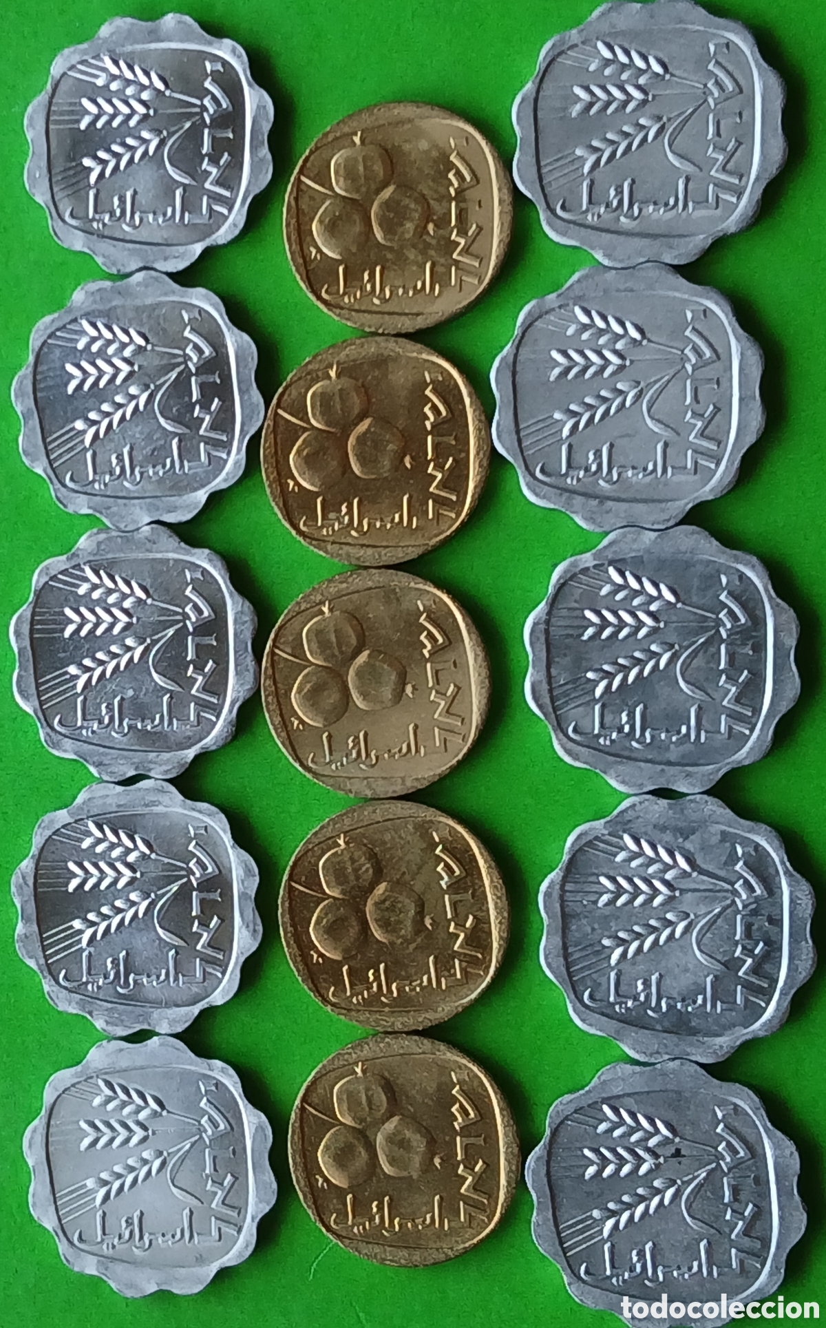 Monedas antiguas de Asia: Israel 1 agora 1966/1970 + 5 agorot 1969 . Lote 15 monedas