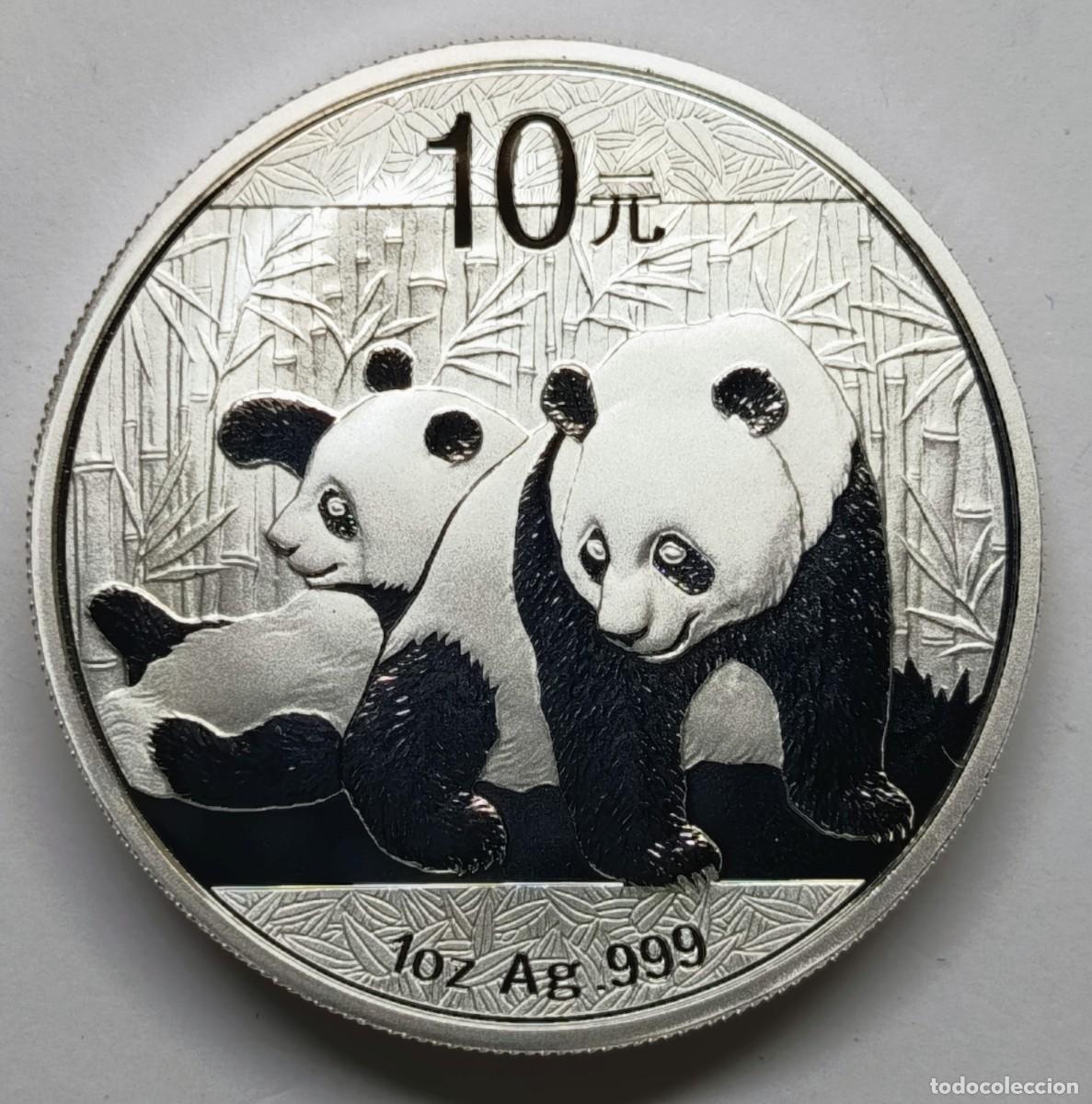 Monedas antiguas de Asia: CHINA. MONEDA DE LA SERIE ANUAL &ldquo;PANDA&rdquo;, DE 10 YUAN. 2010. PLATA ,999.