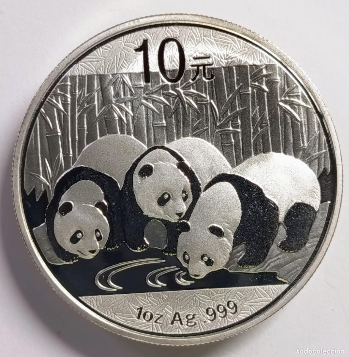 Monedas antiguas de Asia: CHINA. MONEDA DE LA SERIE ANUAL &ldquo;PANDA&rdquo;, DE 10 YUAN. 2013. PLATA ,999.