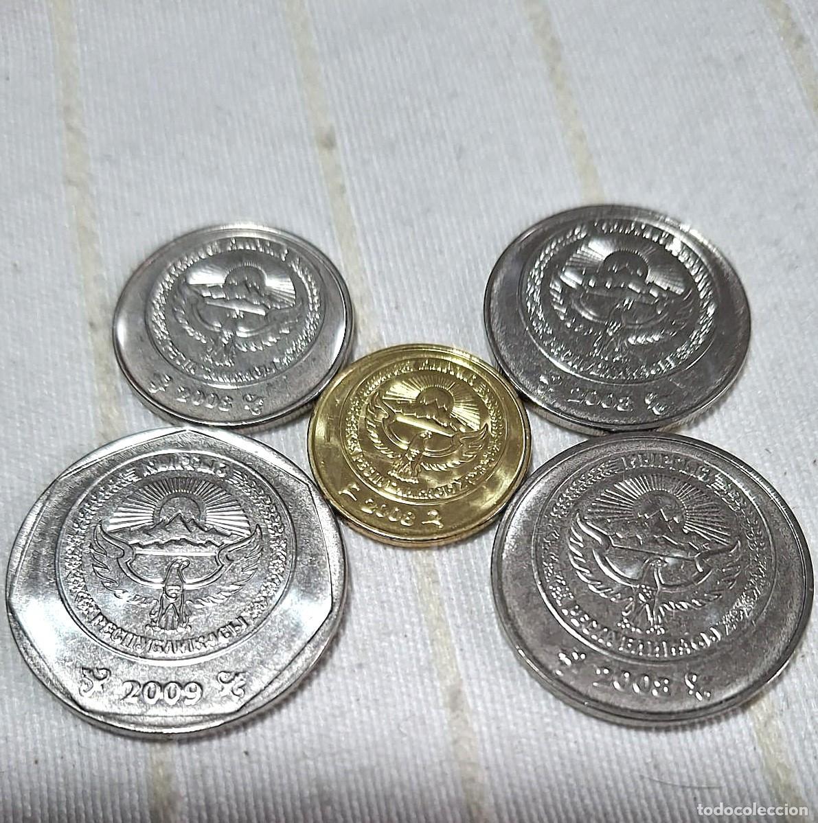 Monedas antiguas de Asia: Kirgistan, Set 5 Monedas: 1, 3, 5, 10 (2008) y 50 Com (2009)./ Sin Circular.