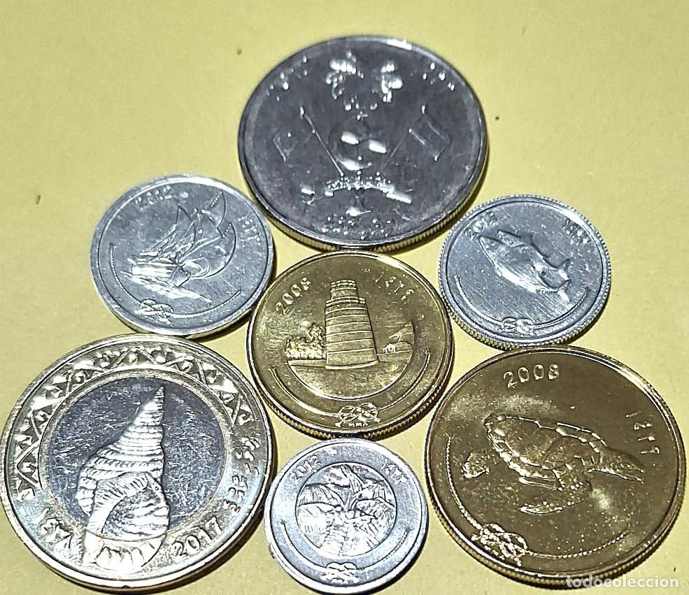 Monedas antiguas de Asia: Maldivas, Set 7 monedas: 1, 5, 10, 25 y 50 Laari + 1 y 2 Rufiyaa./ Sin Circular.