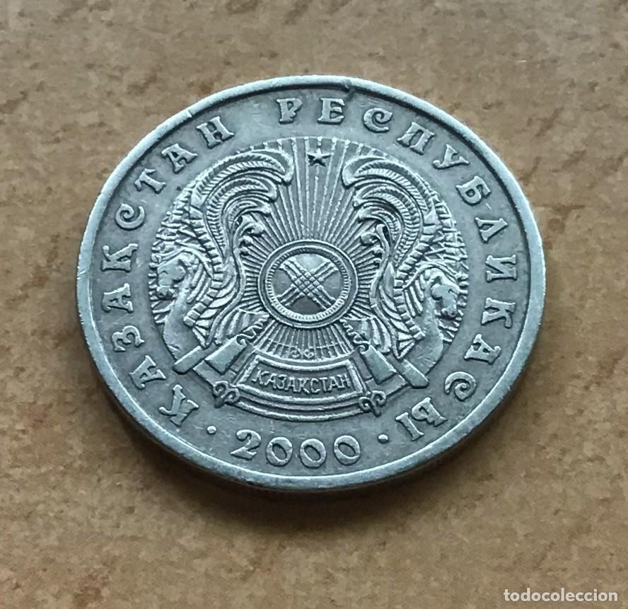 Monedas antiguas de Asia: 50 tenge de Kazajist&aacute;n. A&ntilde;o 2000