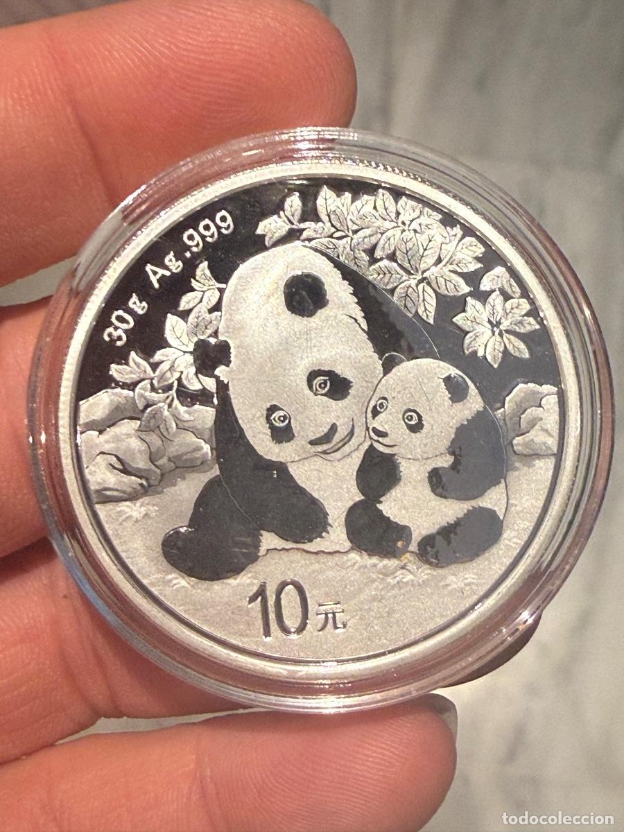 Monedas antiguas de Asia: Moneda de 10 yuan 2024 plata pura