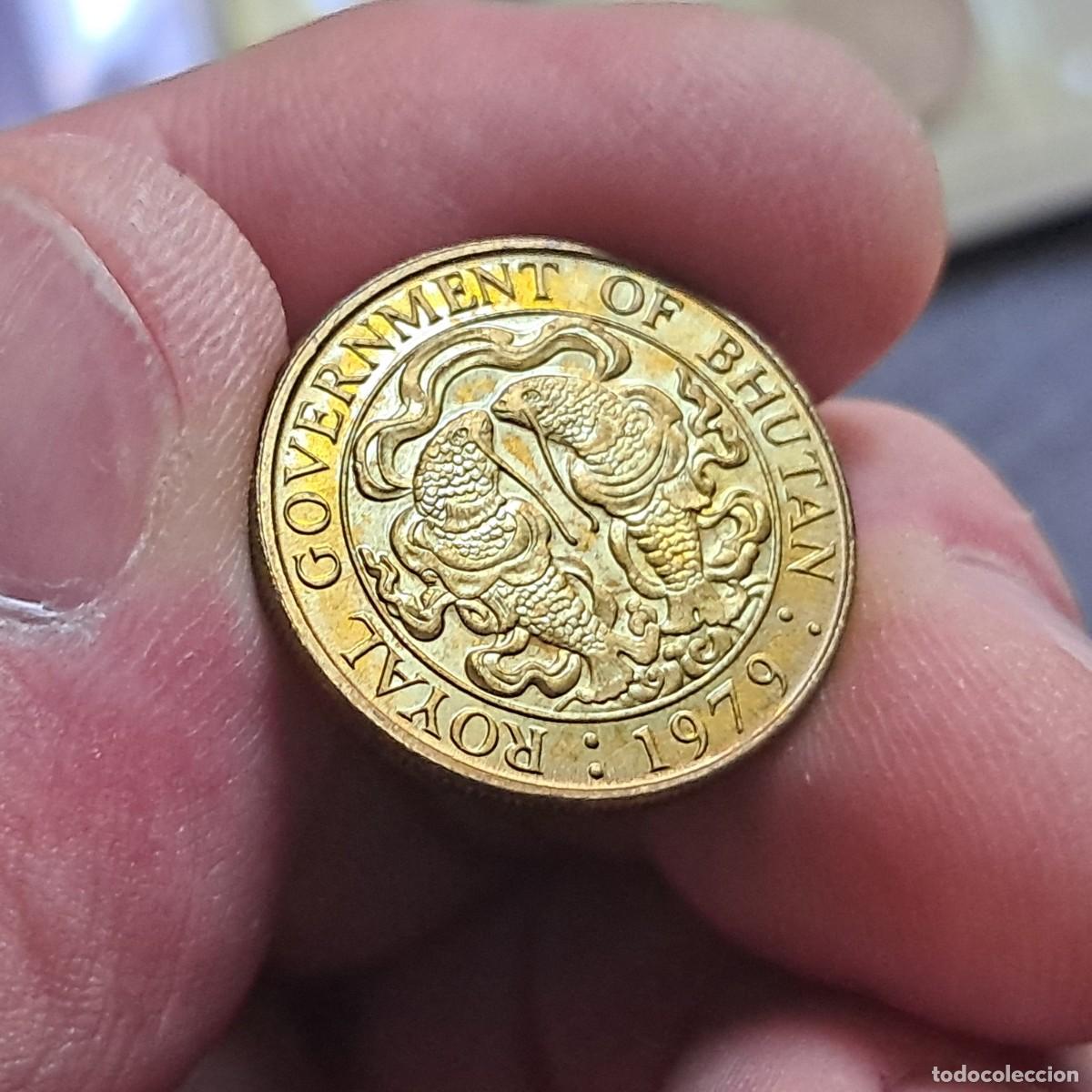 Monedas antiguas de Asia: MONEDA BUT&Aacute;N 25 CHHERTUM 1979 XF (magn&eacute;tica) KM# 47a, Sch&ouml;n# 24a, N# 5718.