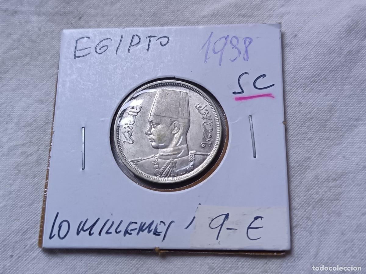 Old Coins of Asia: Moneda de Egipto, en estuche de cart&oacute;n, con notas en el cart&oacute;n, a identificar