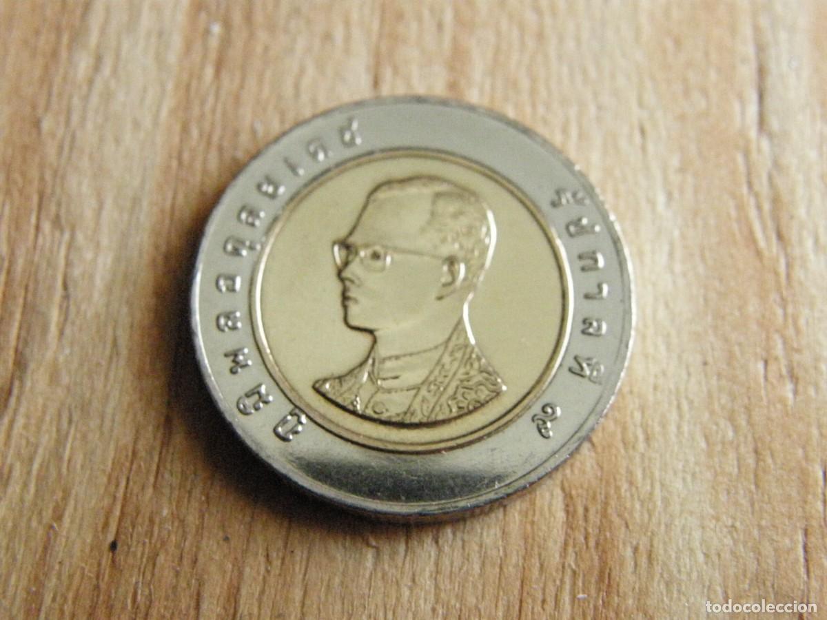Monedas antiguas de Asia: MONEDA TAILANDIA 10 BAHT REY RAMA IX BIMETAL TEMPLO WAT ARUN