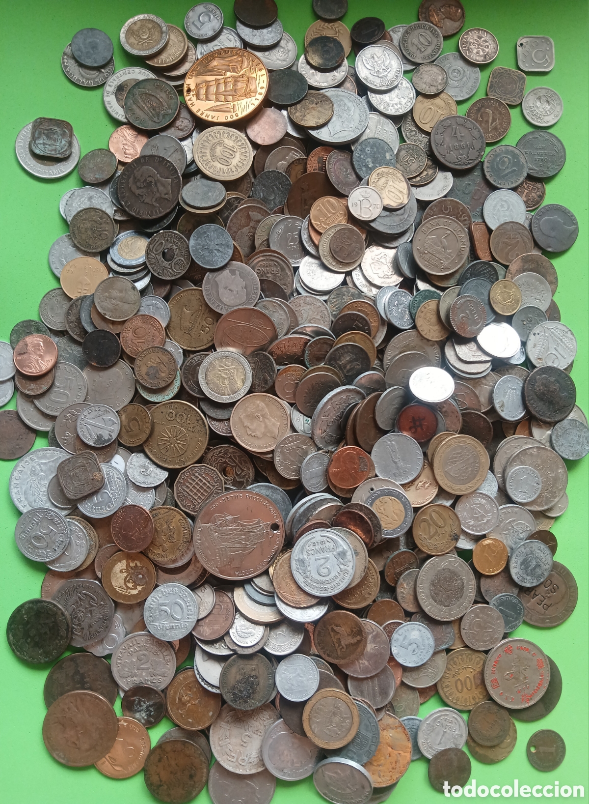 Monedas antiguas de Asia: Lote de 3 kilos de monedas mundiales/ LEER DESCRIPCI&Oacute;N