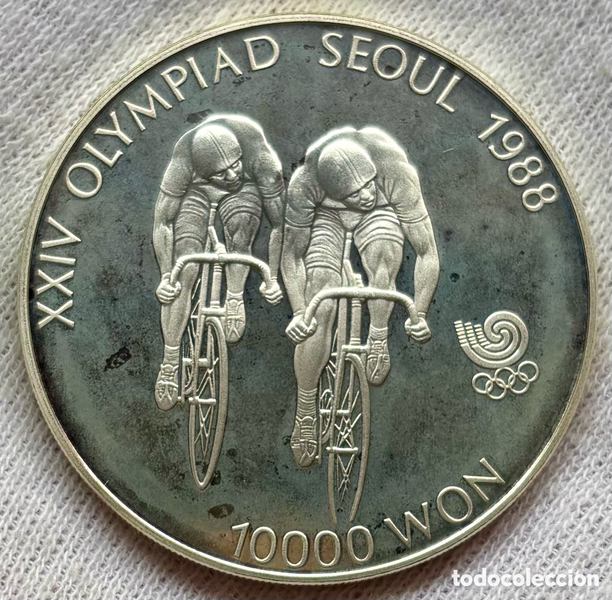 Monedas antiguas de Asia: Moneda PLATA COREA DEL SUR 10000 Won 1988 Ciclismo. Korea Oz