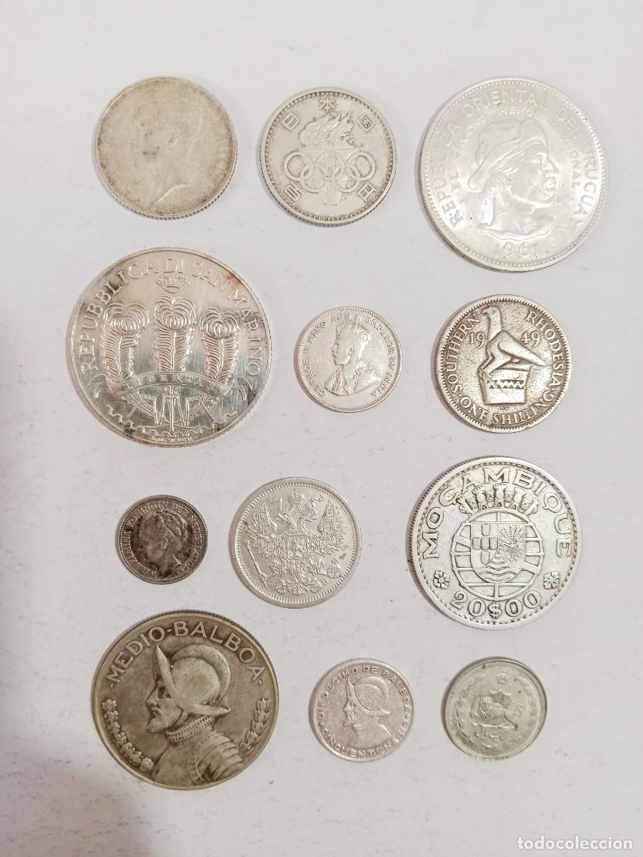 Alte M&uuml;nzen aus Asien: 12 Monedas PLATA variadas