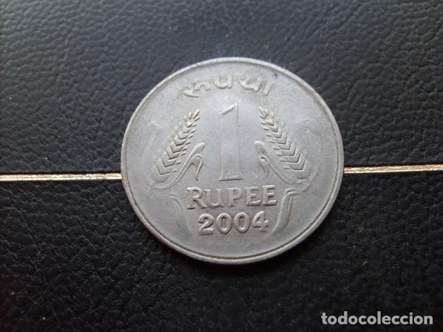 Monedas antiguas de Asia: * INDIA 1 RUPIA 2004 - Foto 1
