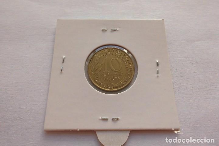 Monedas antiguas de Europa: Francia 10 centimos 1967 - Foto 2