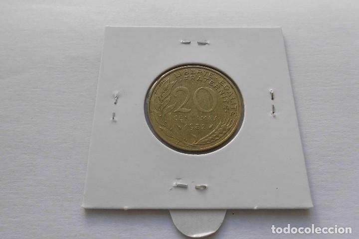 Monedas antiguas de Europa: Francia 20 centimos 1982 - Foto 2