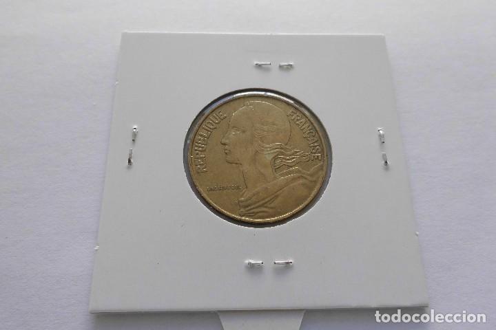 Monedas antiguas de Europa: Francia 20 centimos 1967 - Foto 2