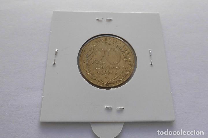 Monedas antiguas de Europa: Francia 20 centimos 1977 - Foto 2
