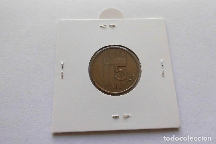 Monedas antiguas de Europa: Holanda 5 Cent 1982 - Foto 2