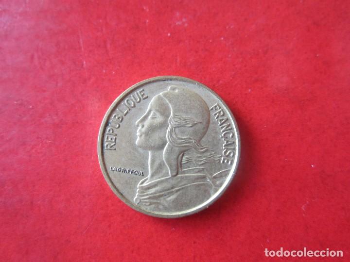 Monedas antiguas de Europa: Francia. 5 centimos de 1966 - Foto 2
