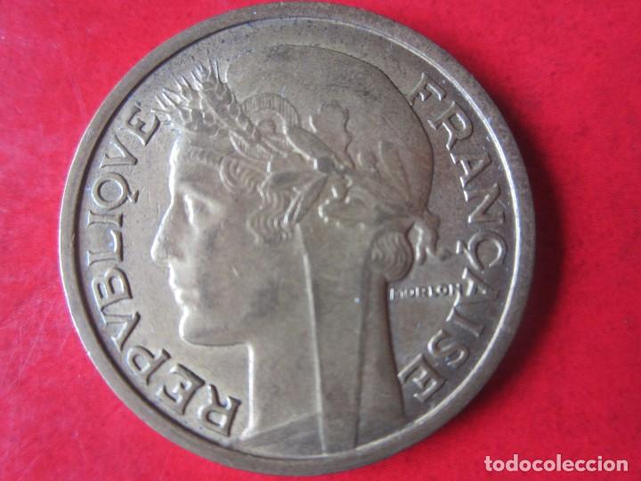 Monedas antiguas de Europa: Francia. 2 francos de 1932 - Foto 2