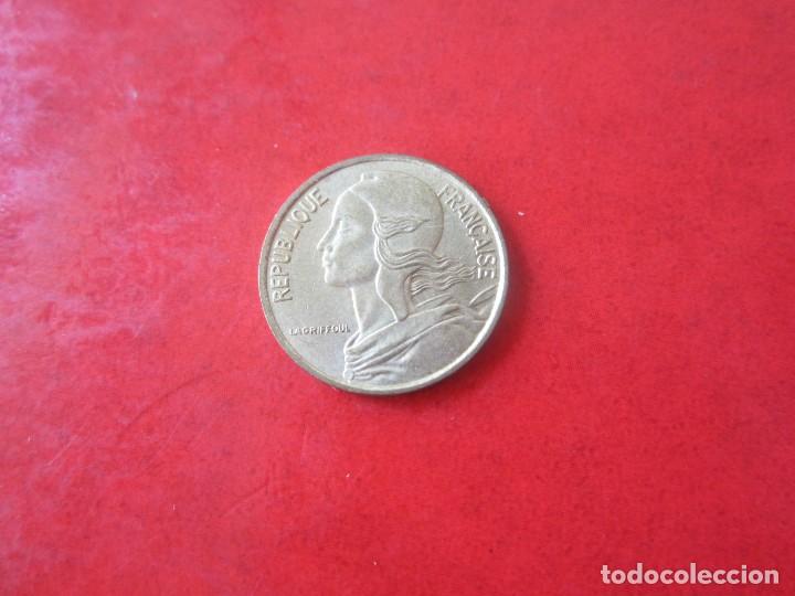 Monedas antiguas de Europa: Francia. 5 centimos de 1979 - Foto 2