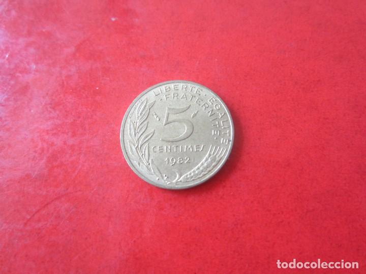 Monedas antiguas de Europa: Francia. 5 centimos de 1982 - Foto 1